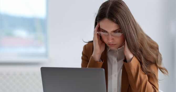 Is Imposter Syndrome Holding Back Your Career? Here's What's Really Going On